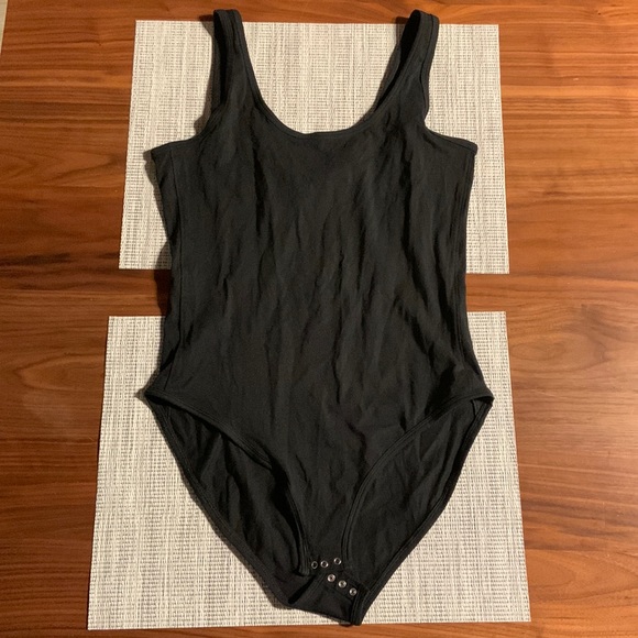 VS PINK Black Body Suit (Medium) NWOT - Picture 3 of 9